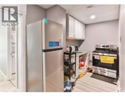306 Fairford Street W, Moose Jaw, SK S6H1V9 Photo 9