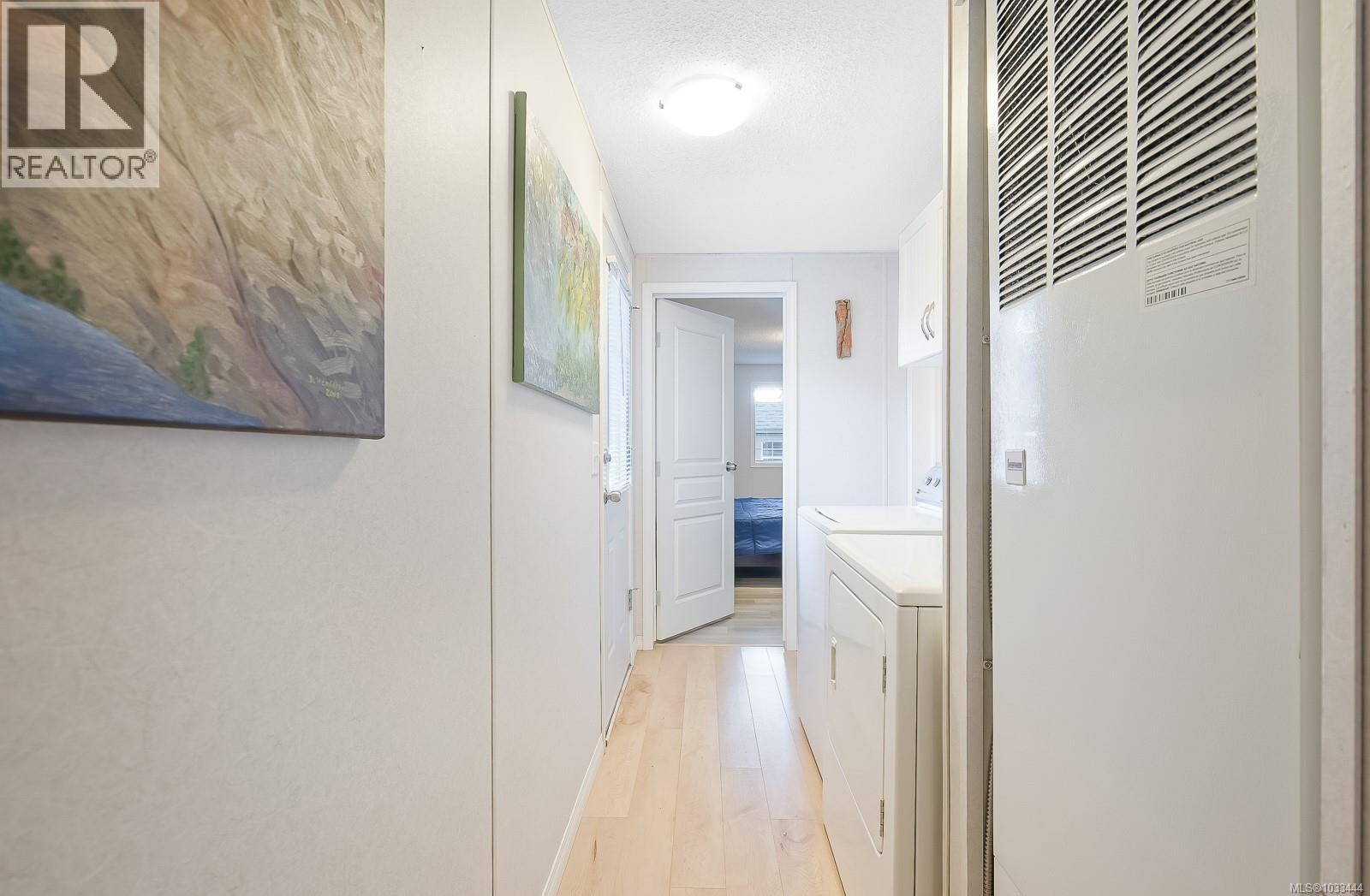 #55 971 Douglas Ave - 19