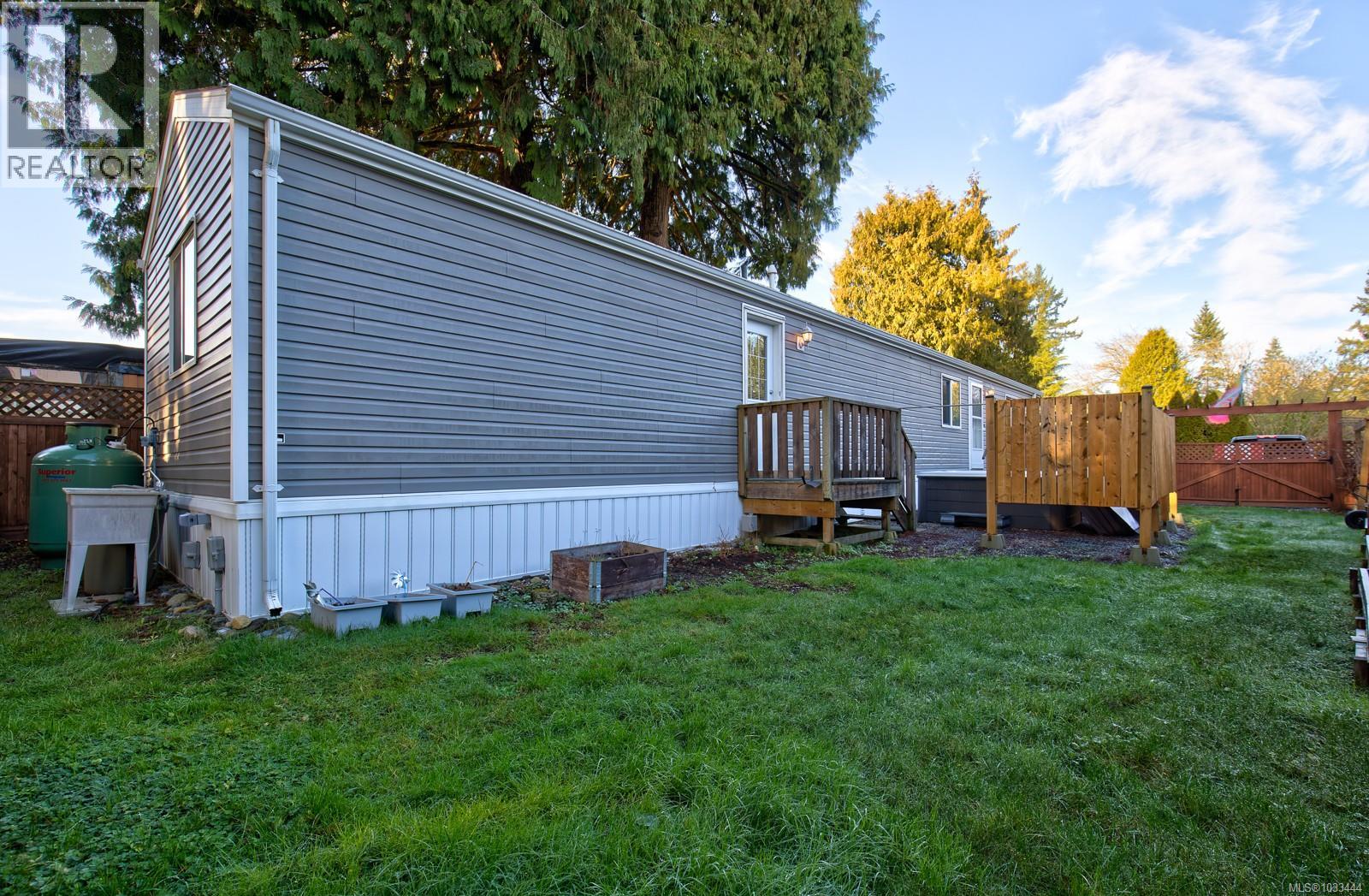 #55 971 Douglas Ave - 22