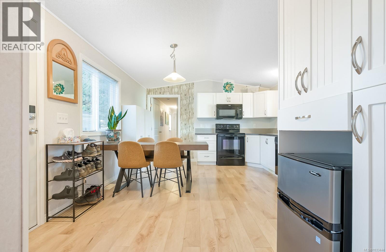 #55 971 Douglas Ave - 6