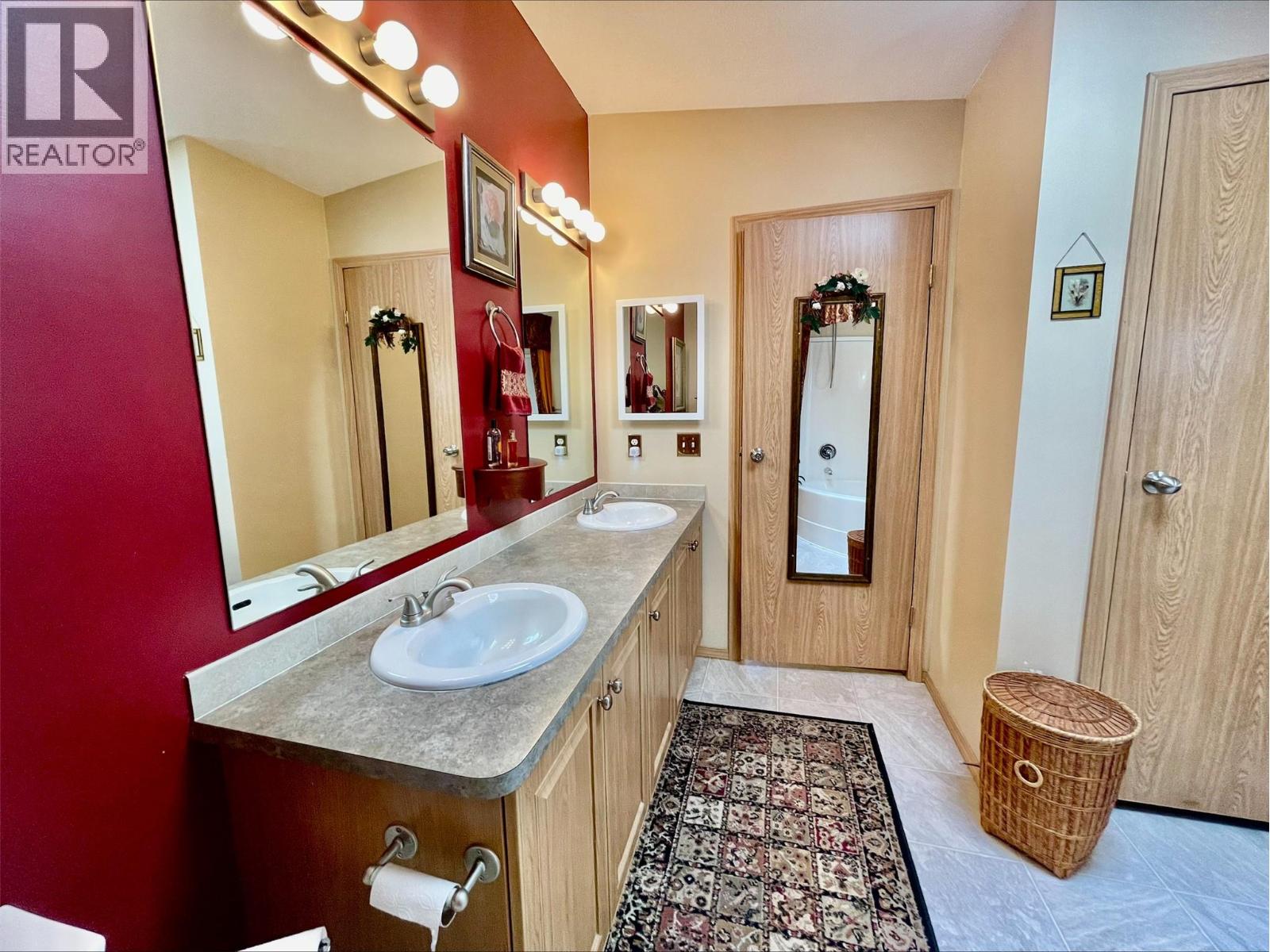 11 459 Huey Road, Princeton