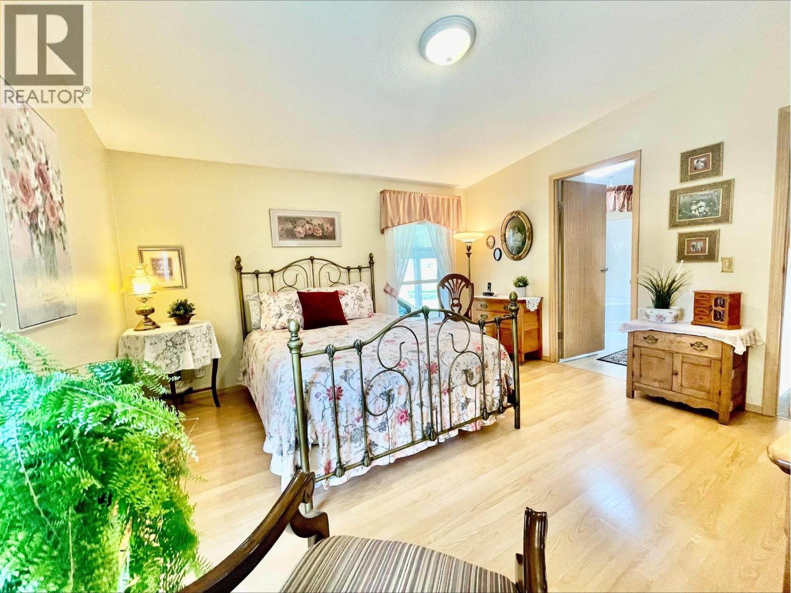 11 459 Huey Road, Princeton