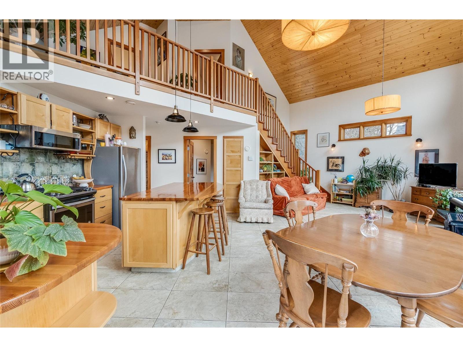 338 C Avenue - 15
