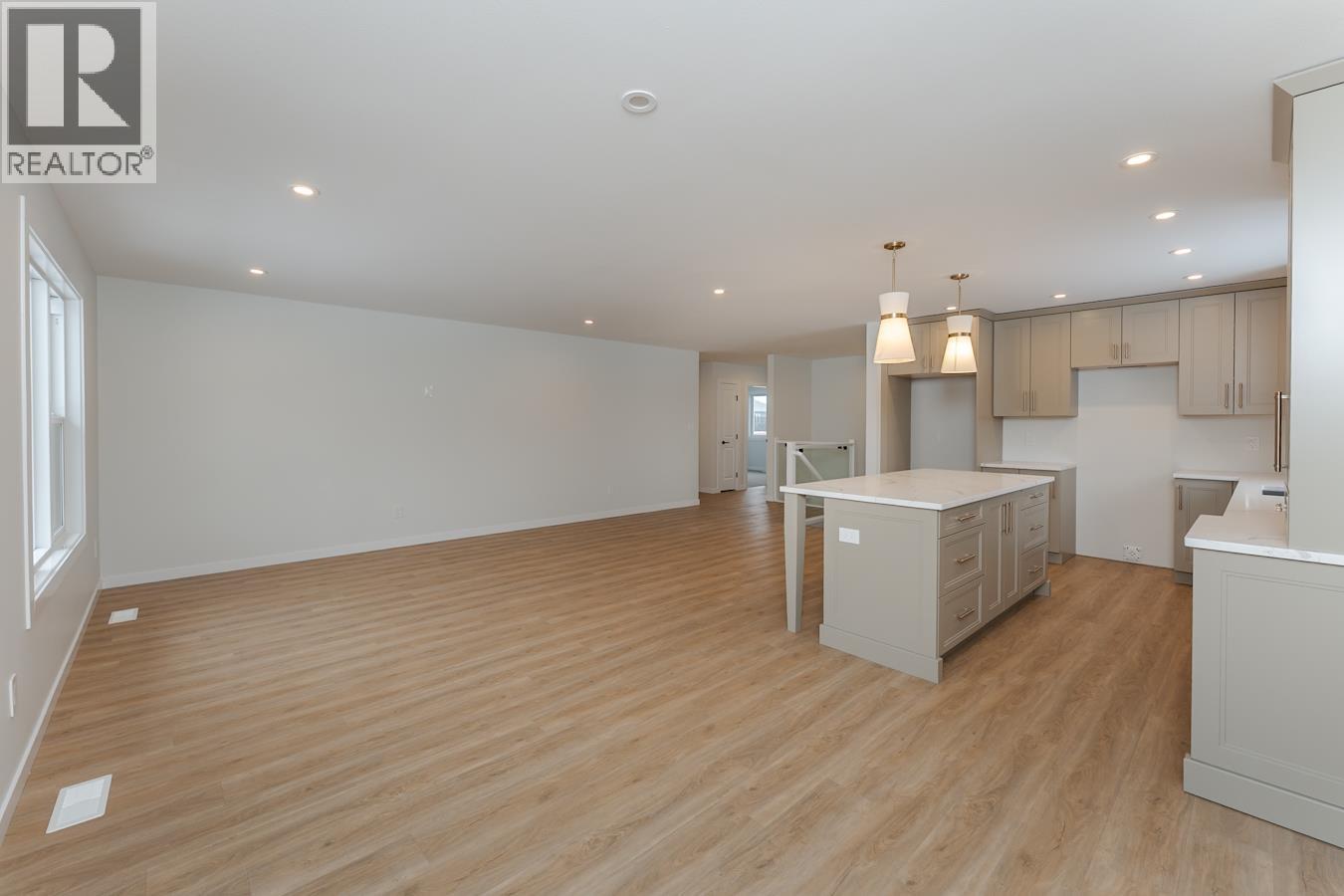 Dining room of 5108 WOODVALLEY DRIVE · Prince George, BC