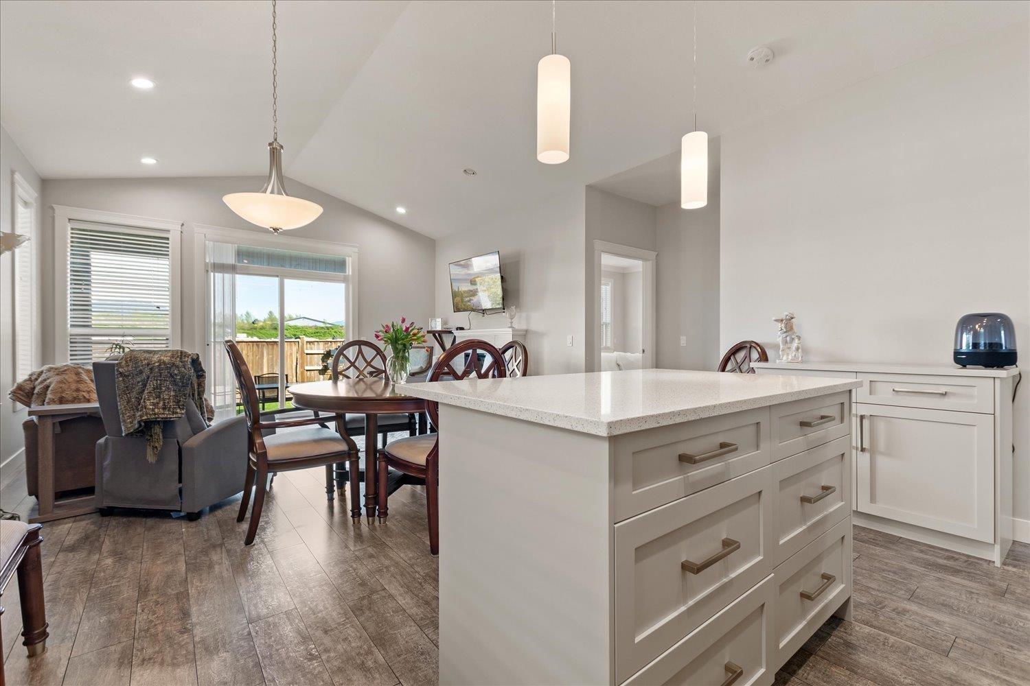 House in Chilliwack - Image 16