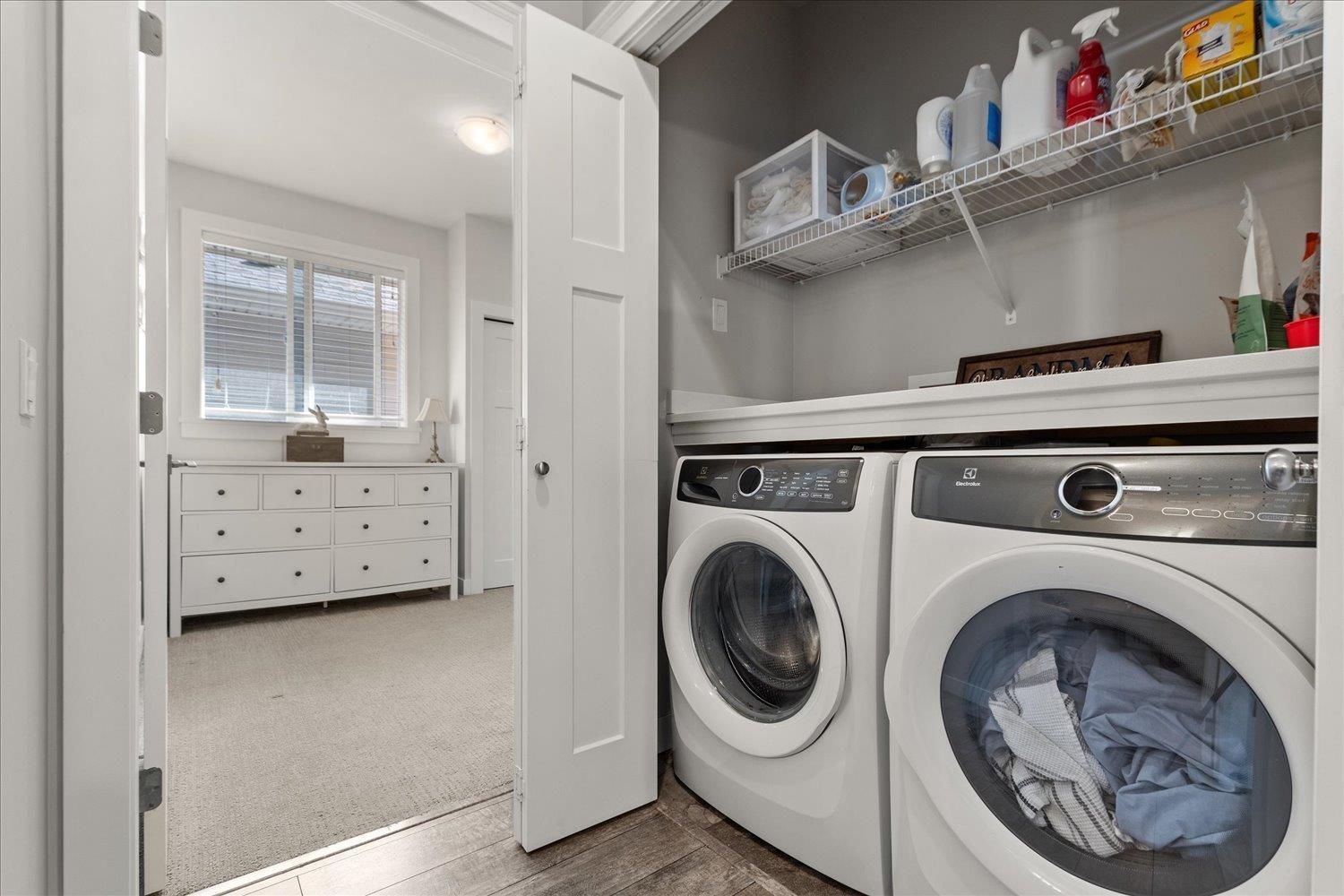 House in Chilliwack - Image 35