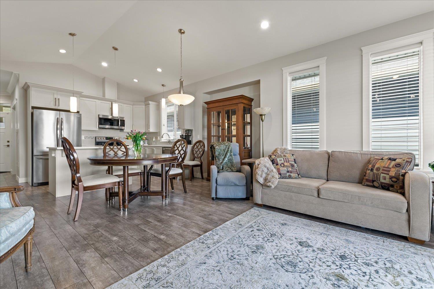 House in Chilliwack - Image 18