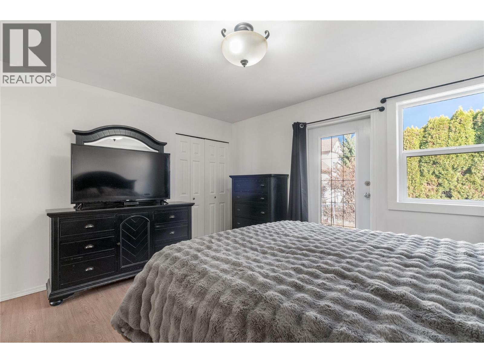430 20 Street SE — photo 19