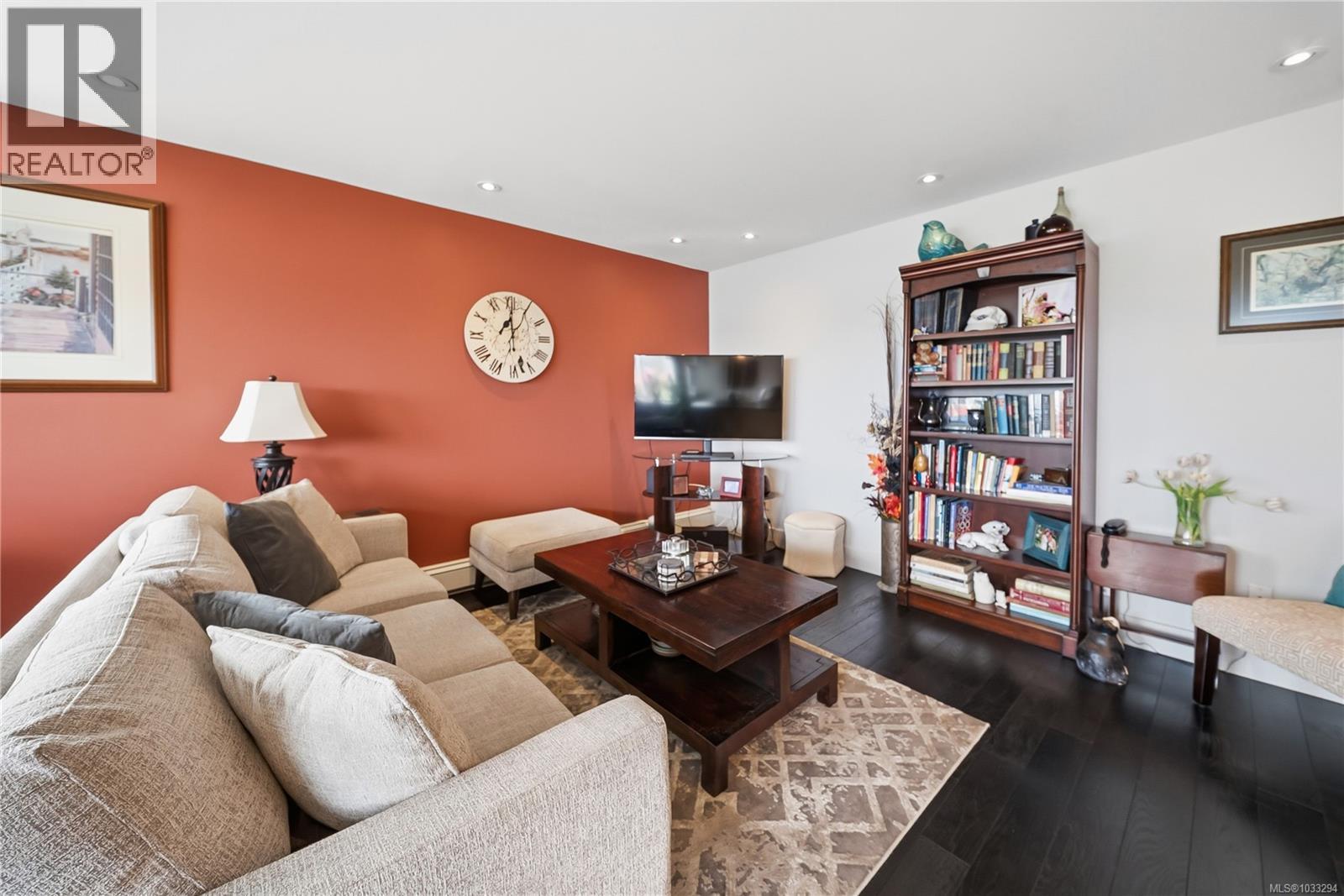 #102 55 Dawes St - 19