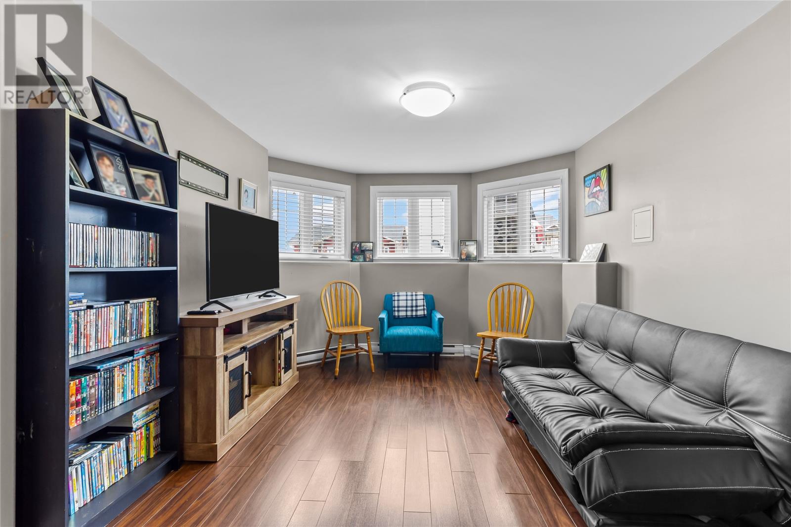 21 Morgan Avenue - 23