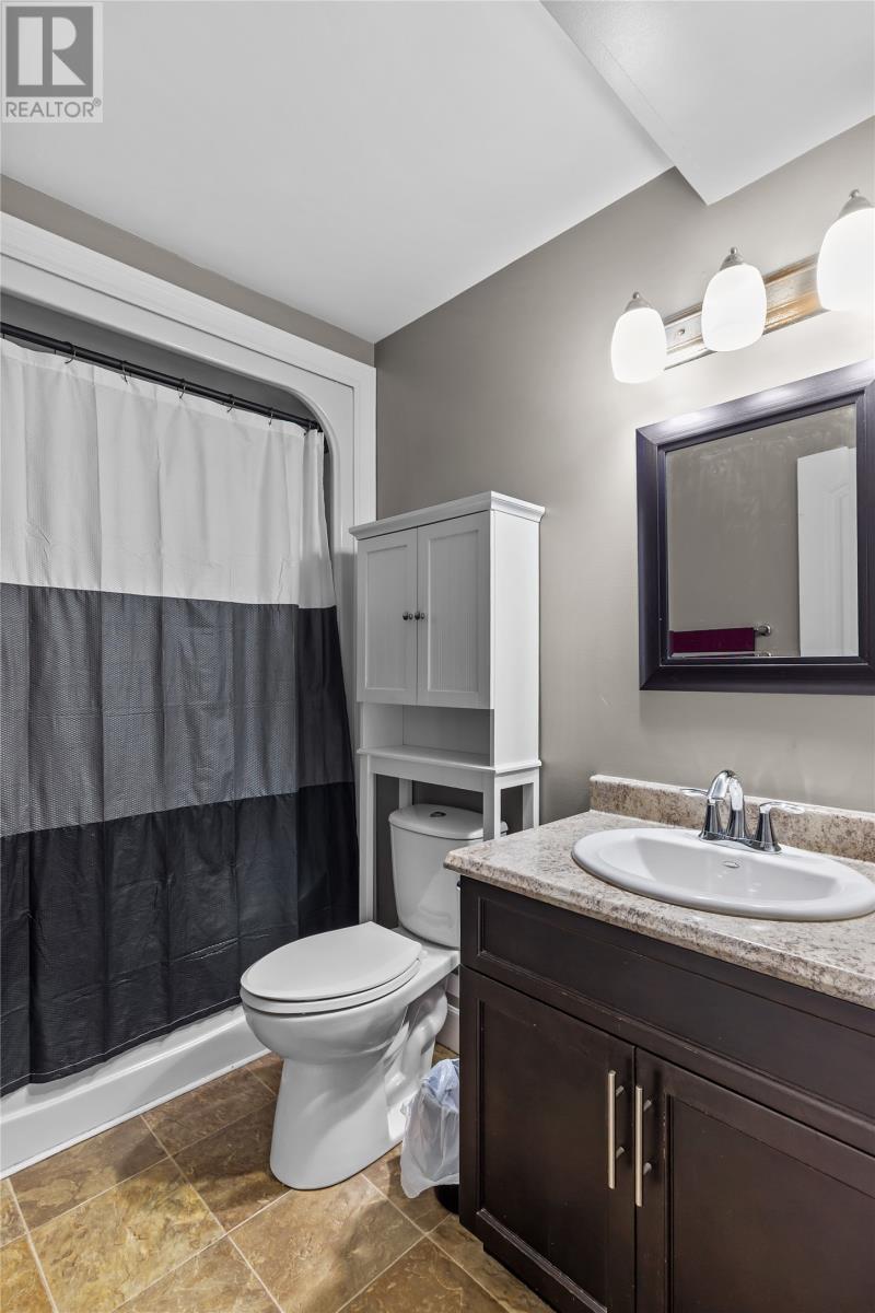 21 Morgan Avenue - 27