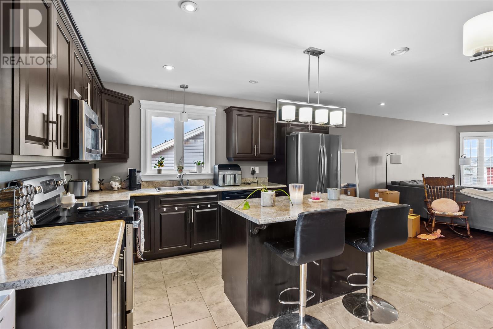 21 Morgan Avenue - 9