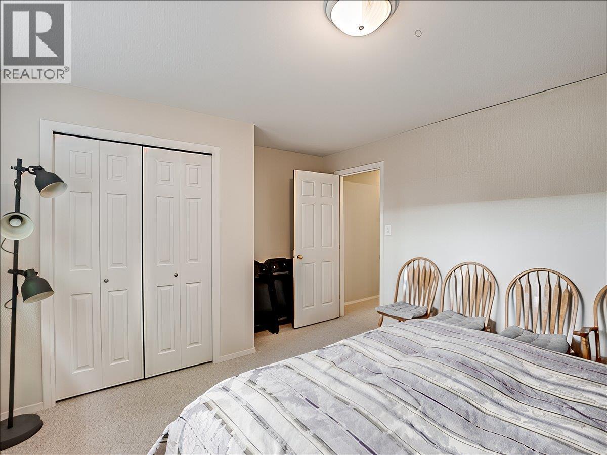 1486 37th Street - 60