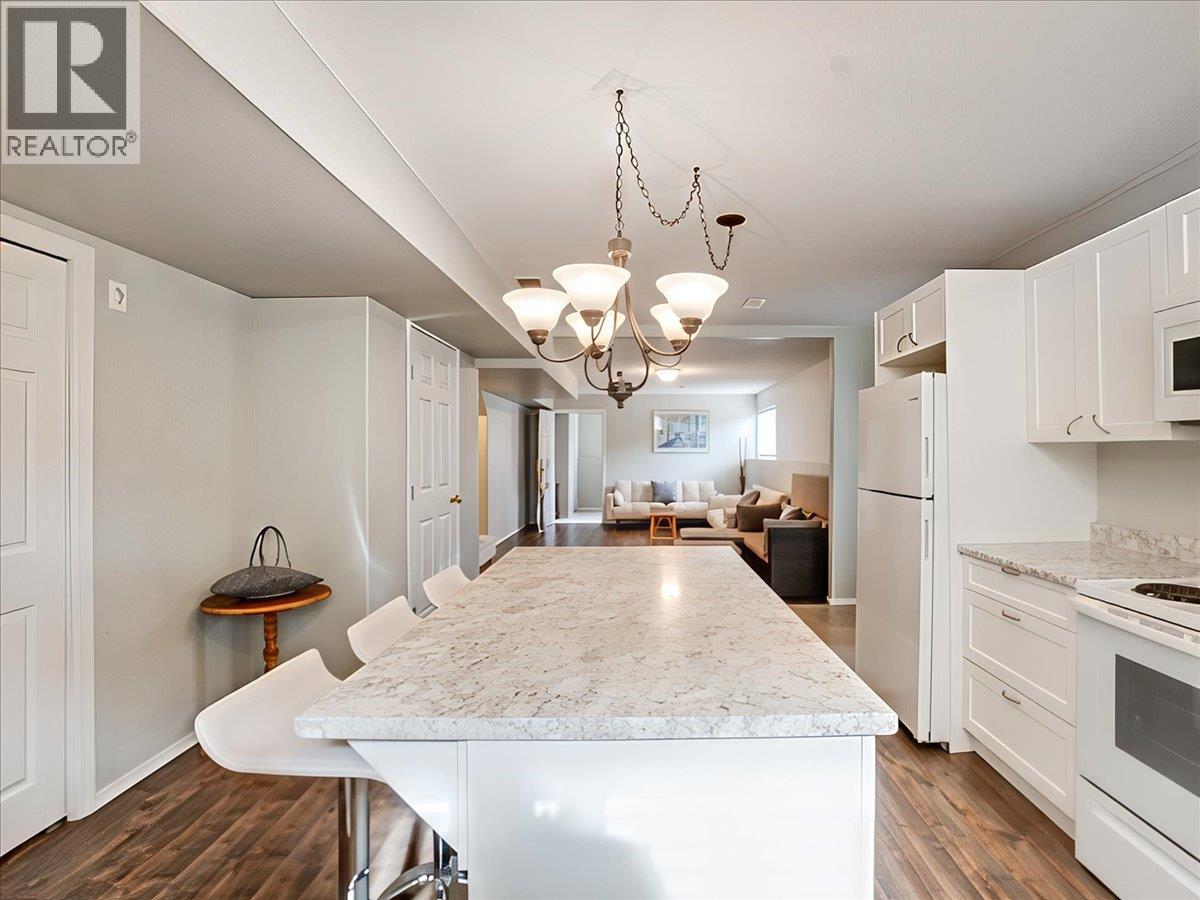 1486 37th Street - 56