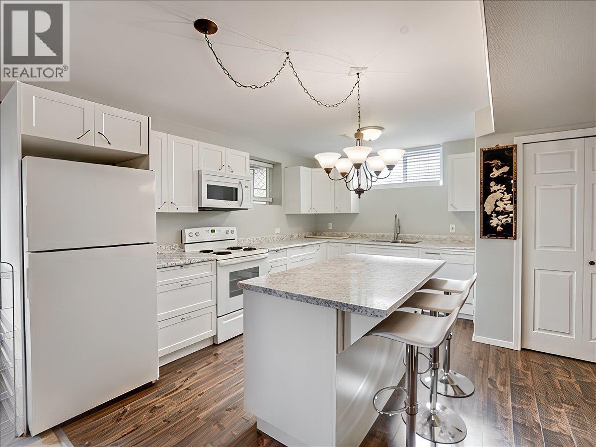 1486 37th Street - 53