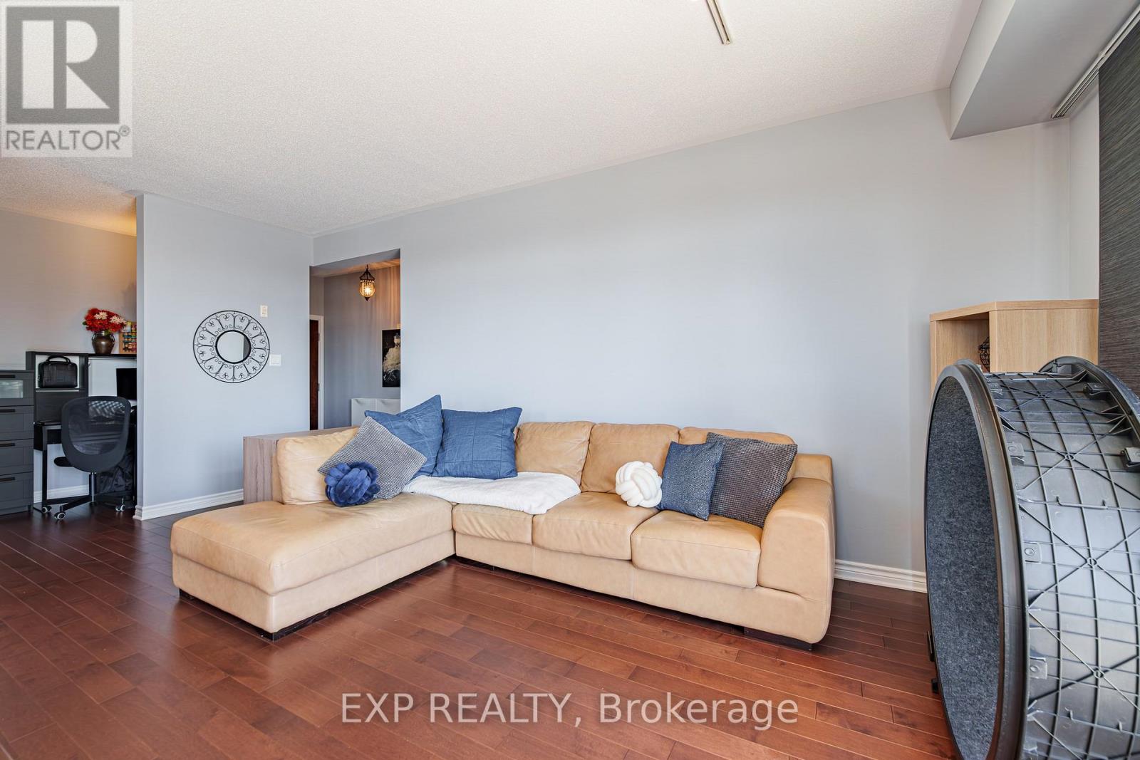 #E 67 TIPPERARY PRIVATE - 17