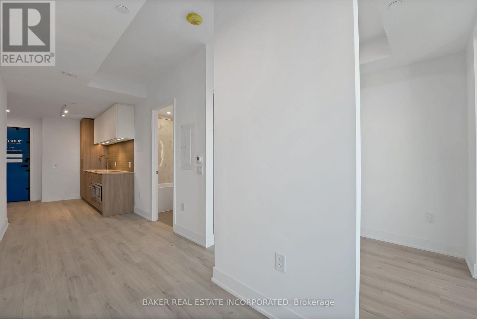 2103 - 36 OLIVE AVENUE — photo 9