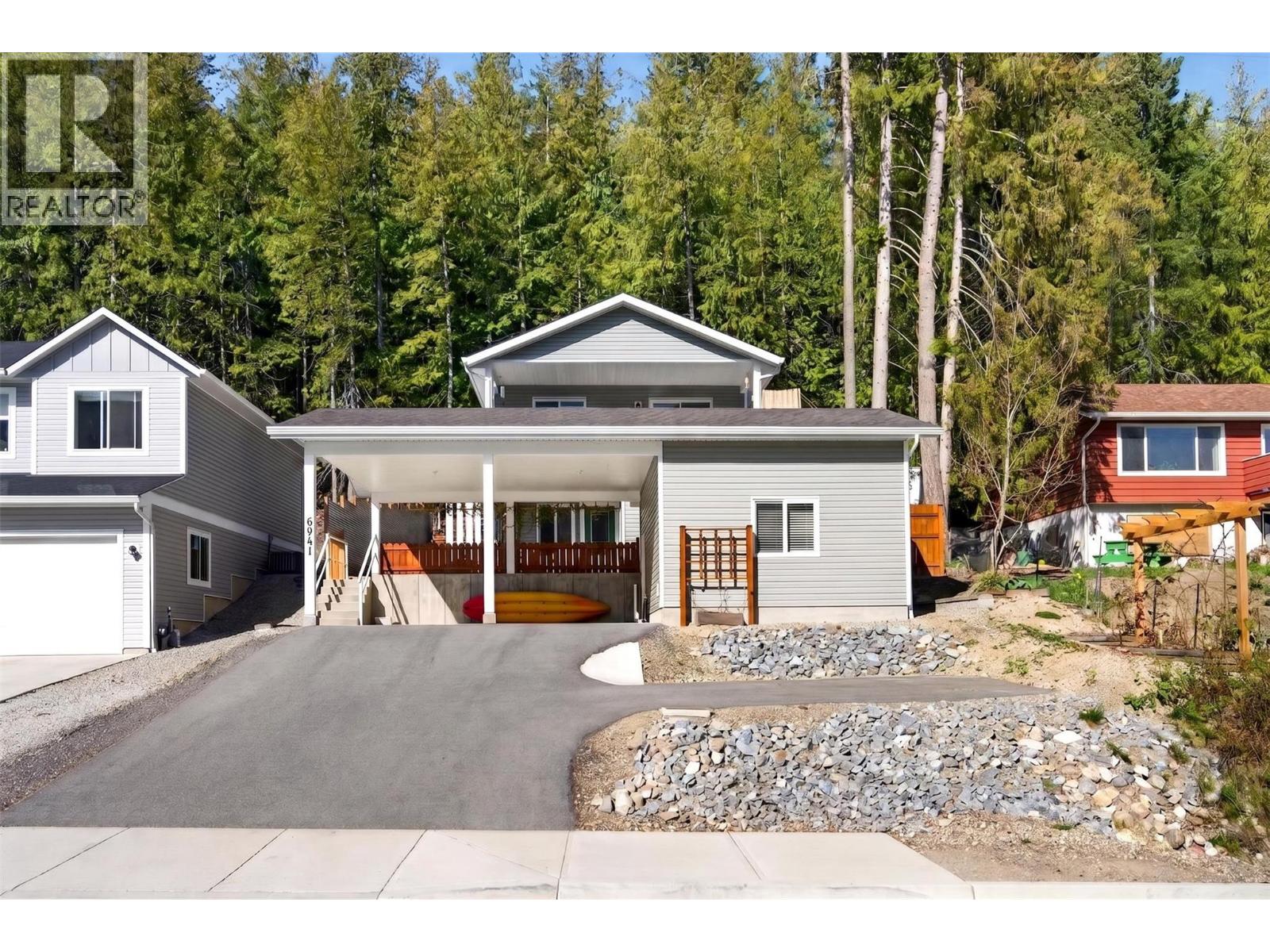 6841 46 Street NE - 54