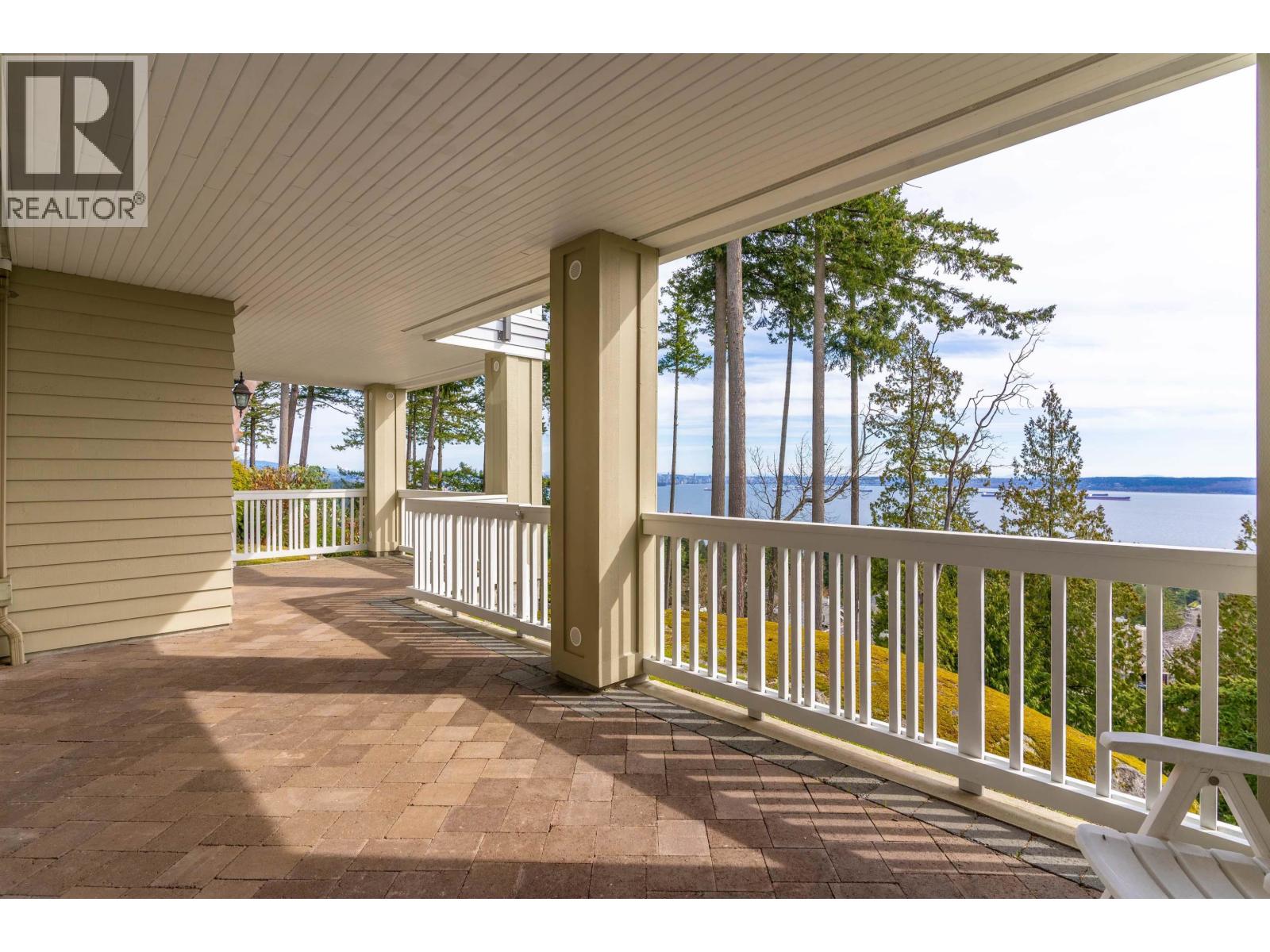 9 5110 ALDERFEILD PLACE, West Vancouver