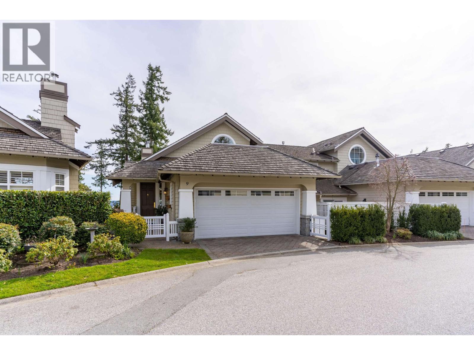 9 5110 ALDERFEILD PLACE, West Vancouver