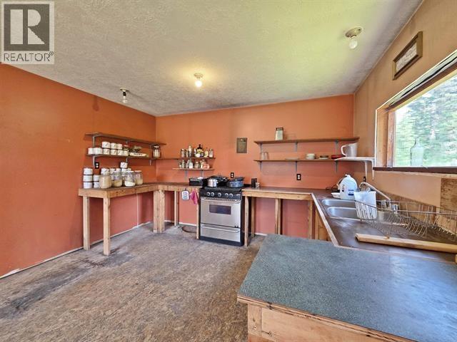 4633-4651 BARKERVILLE HIGHWAY - 10