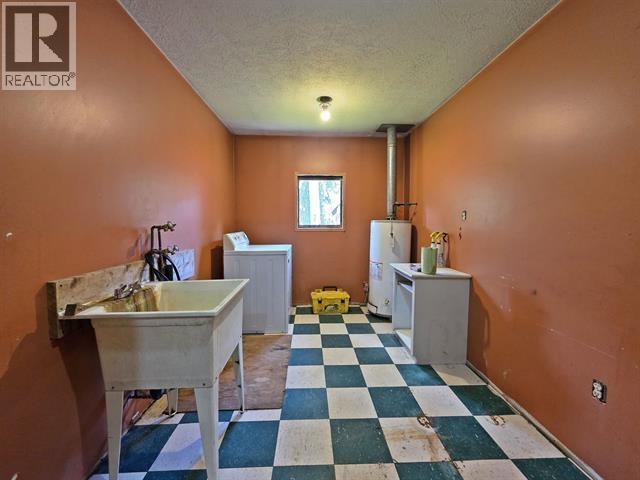 4633-4651 BARKERVILLE HIGHWAY - 15