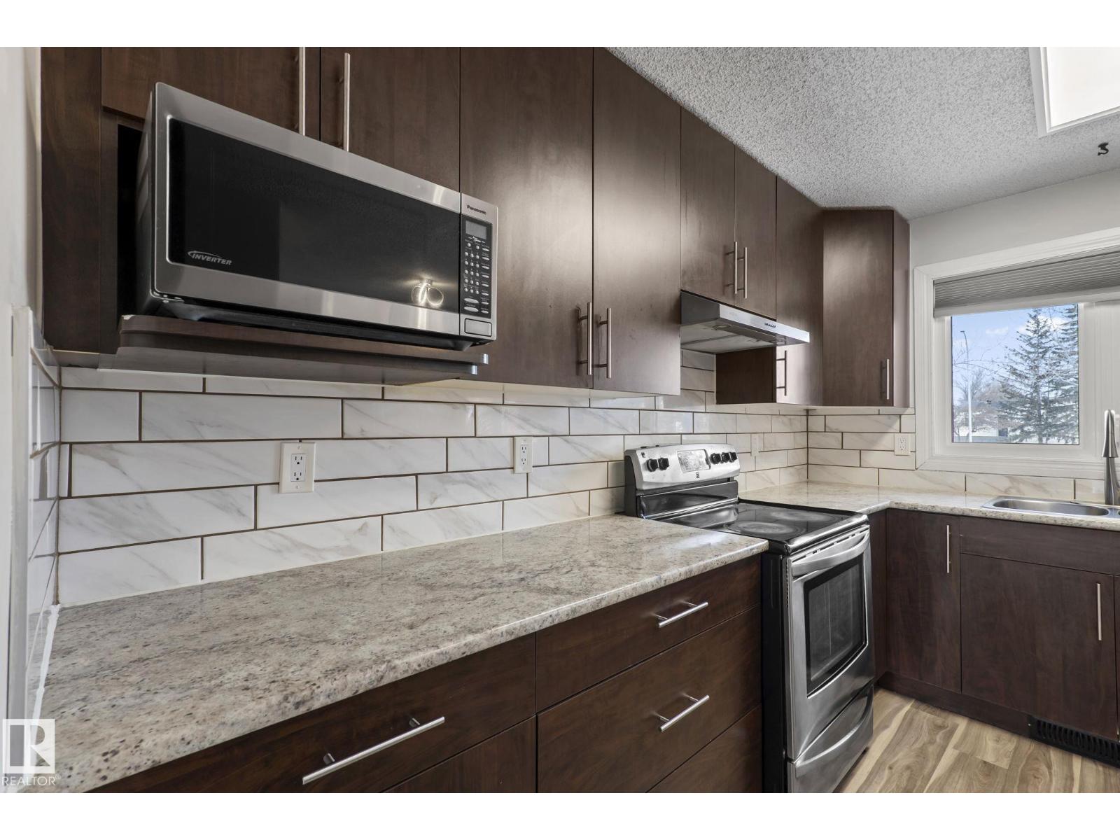18124 68Ave NW, Edmonton