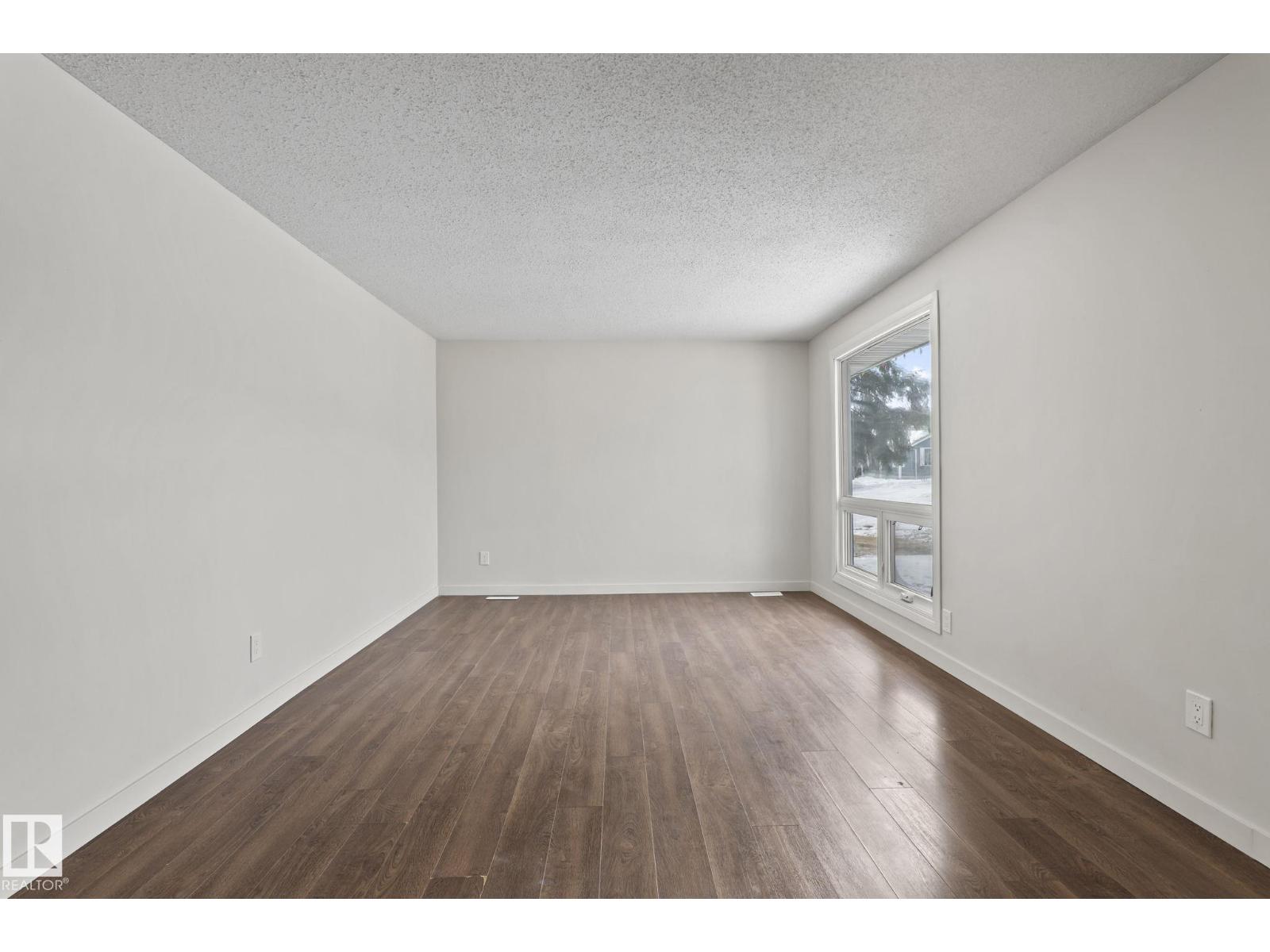 18124 68Ave NW, Edmonton