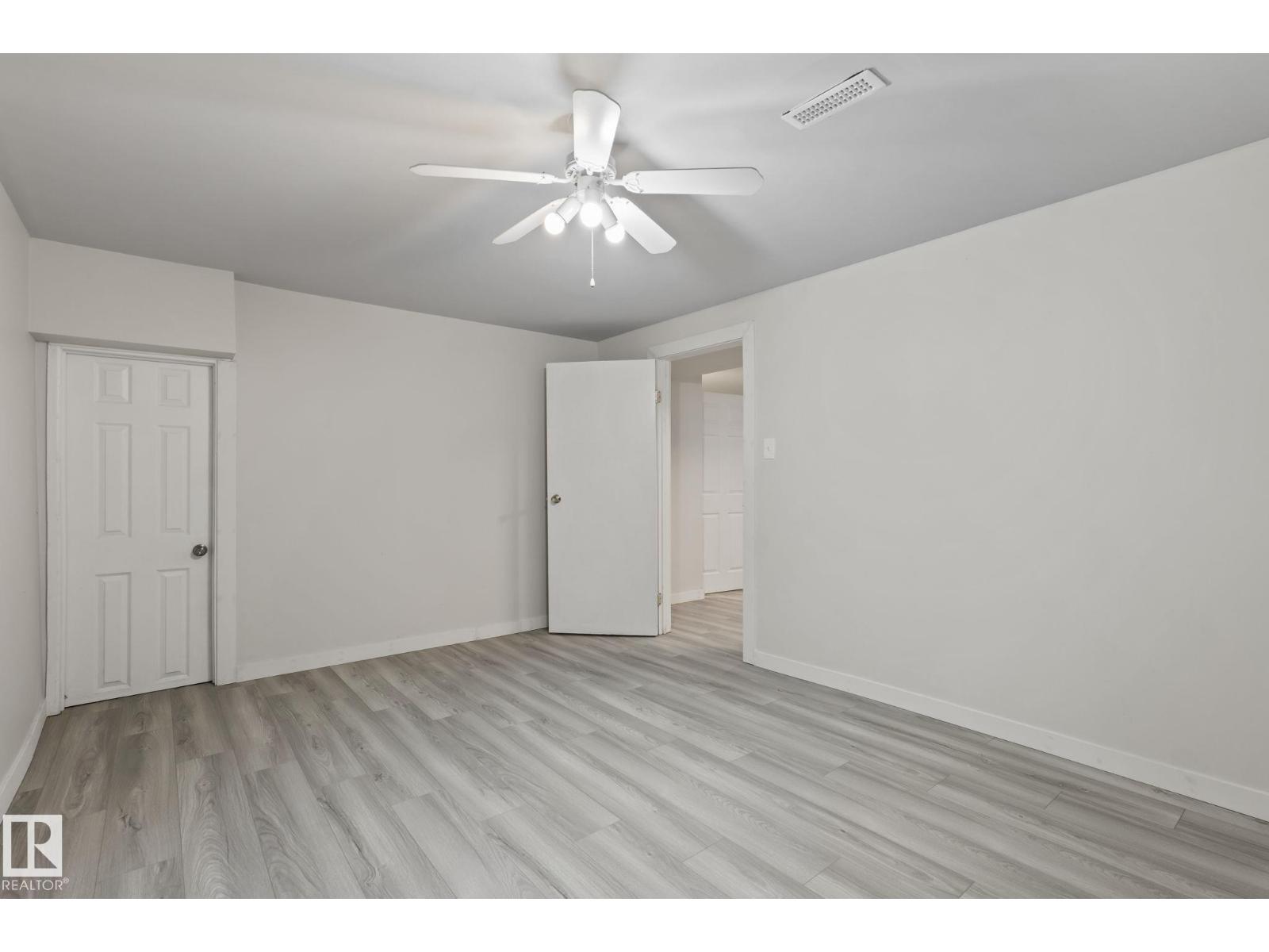 18124 68Ave NW, Edmonton
