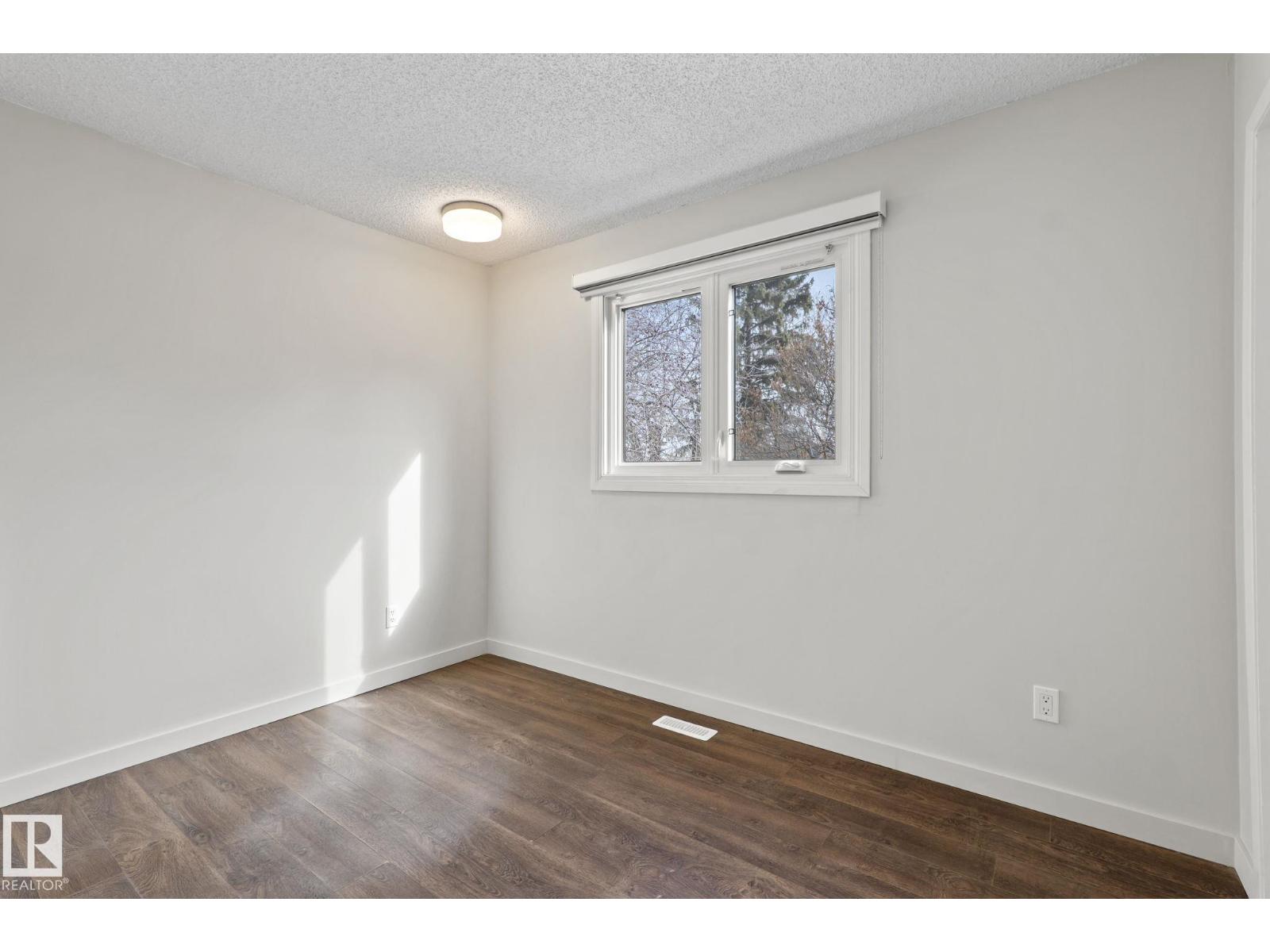18124 68Ave NW, Edmonton