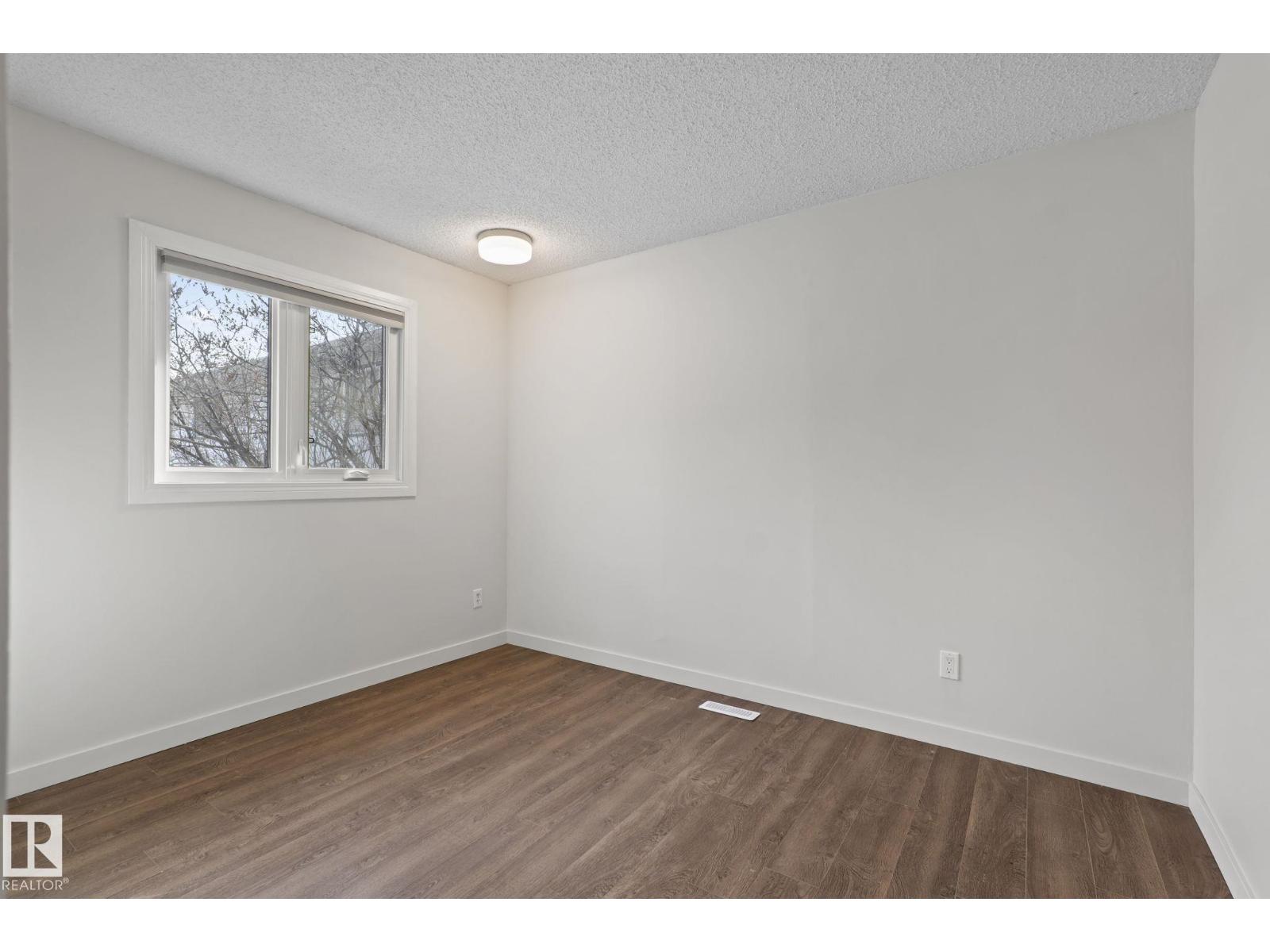 18124 68Ave NW, Edmonton