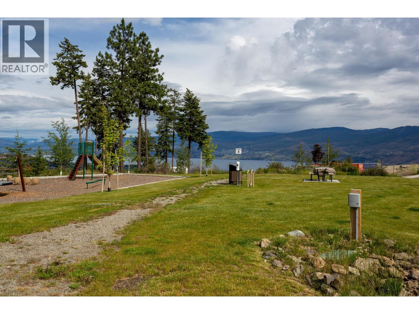  110 Yorkton Road, West Kelowna