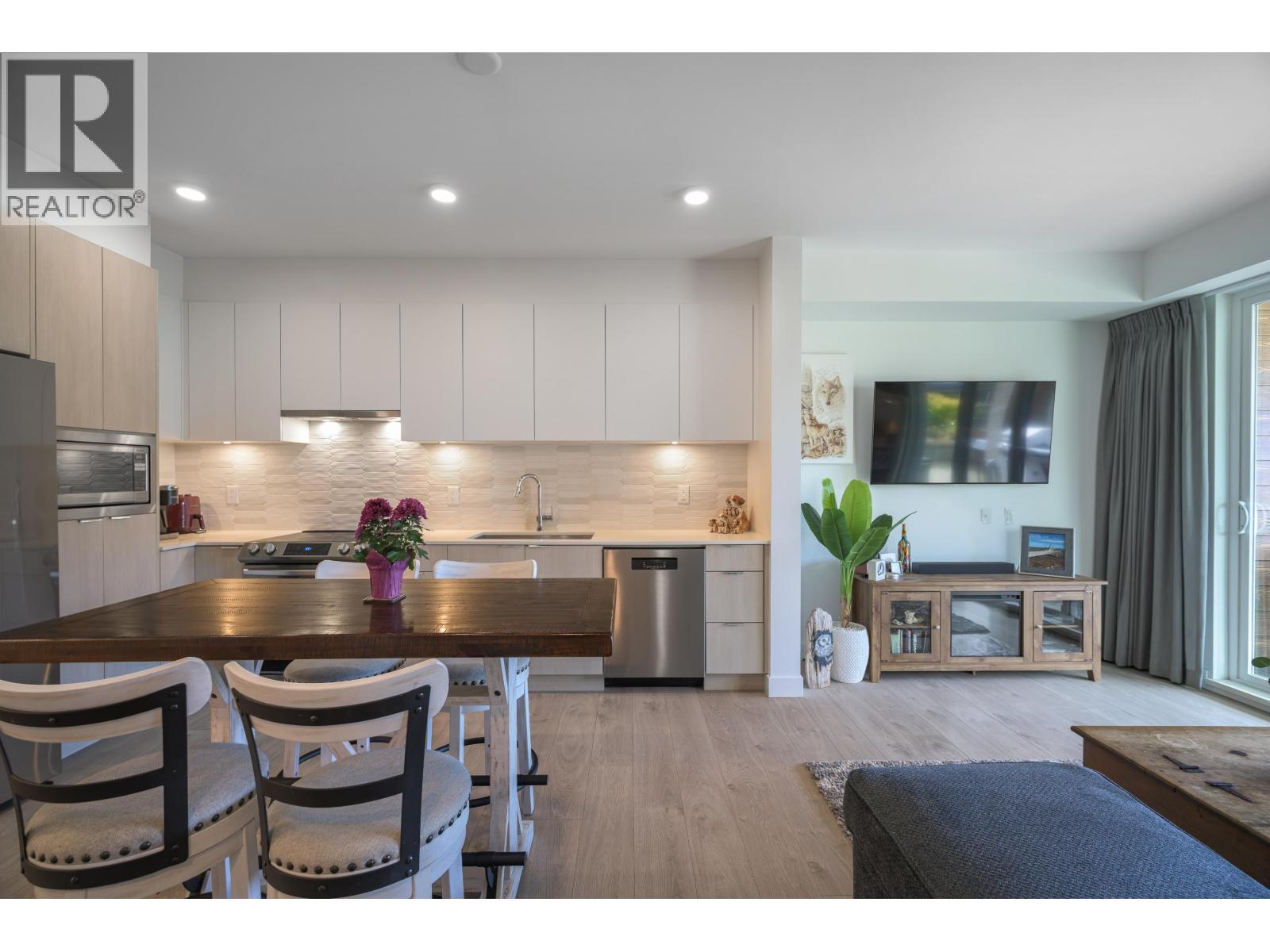 #107-2499 RABBIT Drive, Tsawwassen