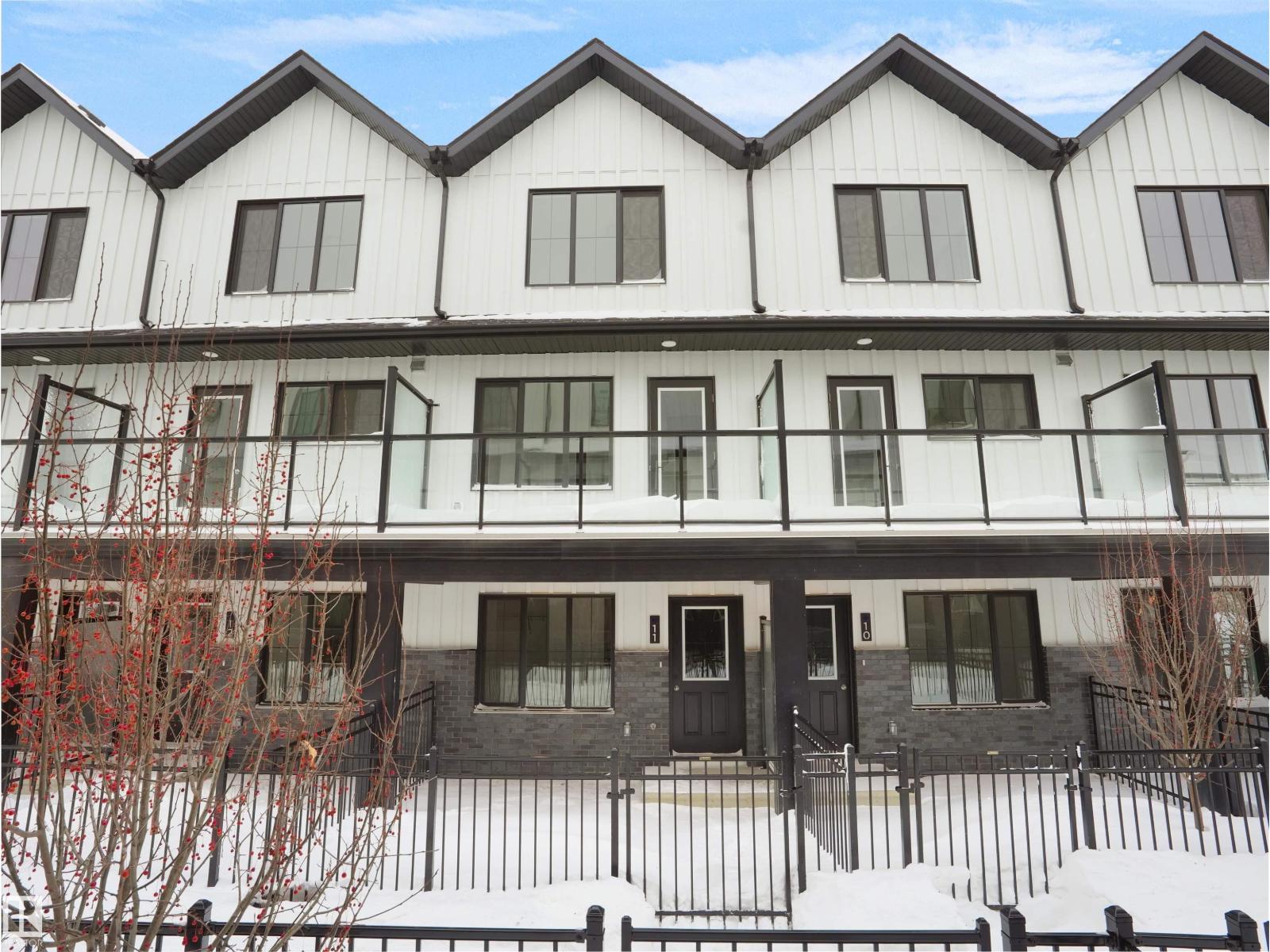 #11 29 AIRPORT RD NW, Edmonton