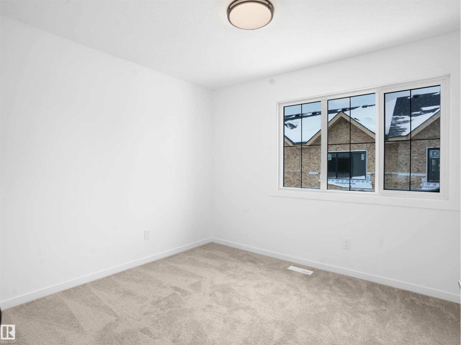 #11 29 AIRPORT RD NW, Edmonton