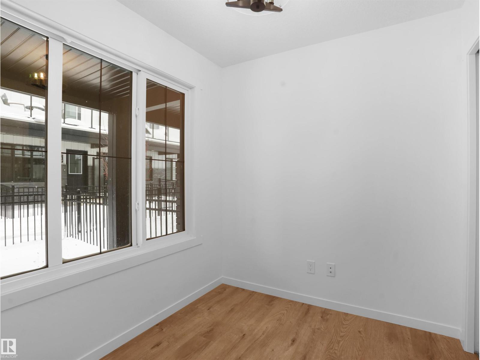 #11 29 AIRPORT RD NW, Edmonton