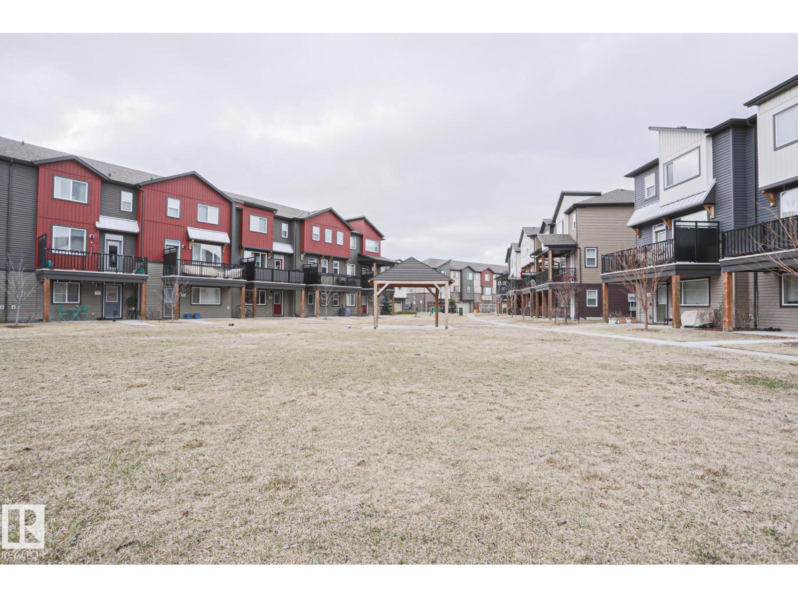 #33 16903 68 ST NW, Edmonton