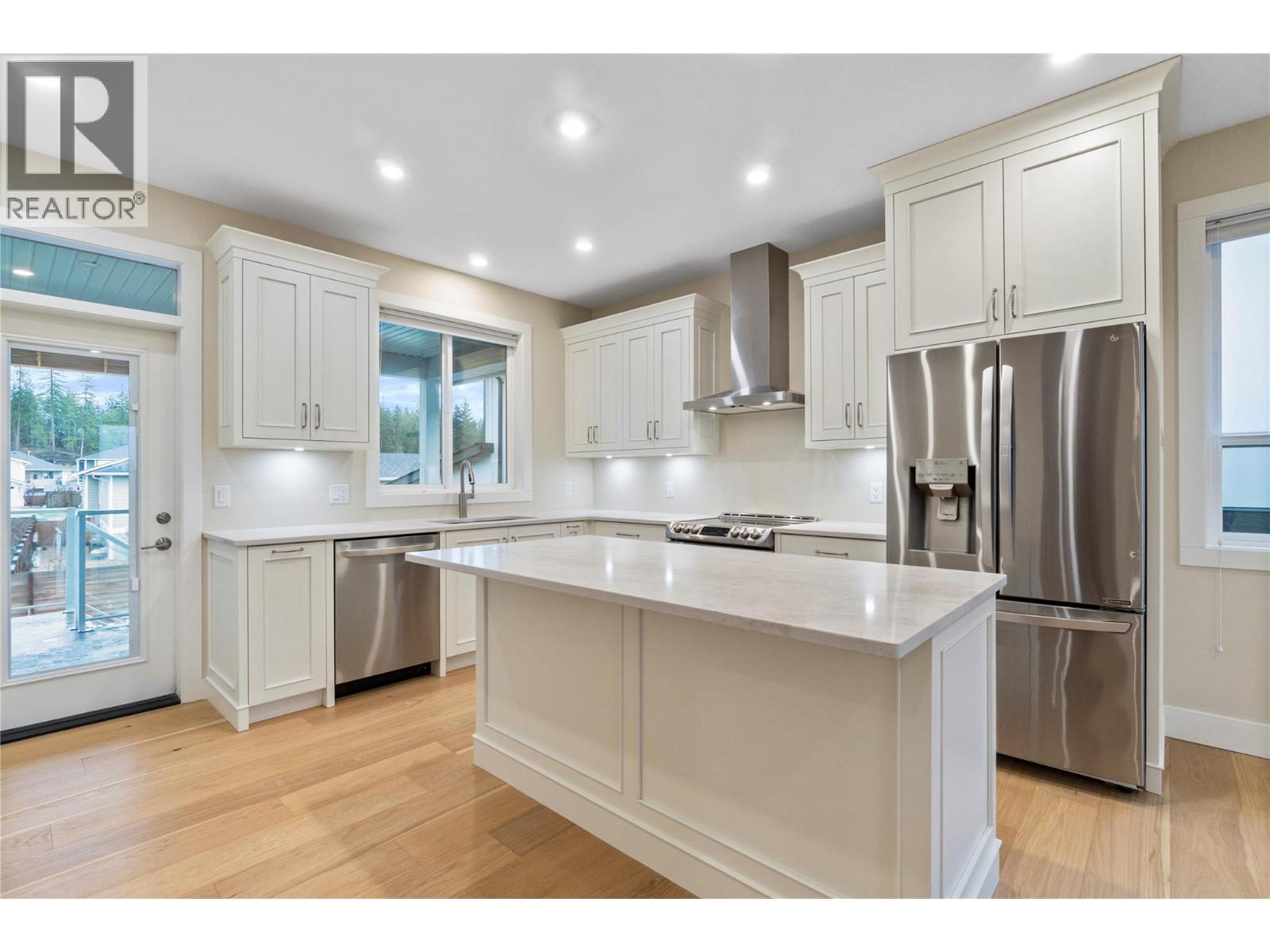 2251 14 Avenue SE - 3