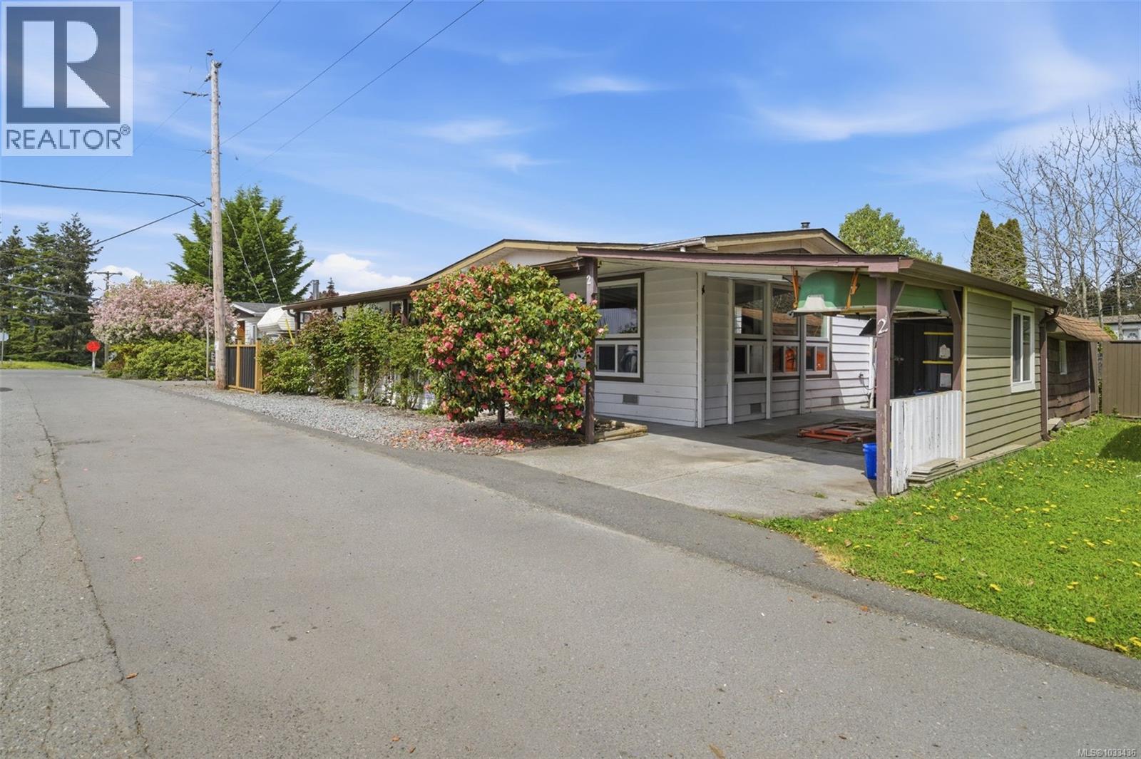 #2 124 Cooper Rd - 17