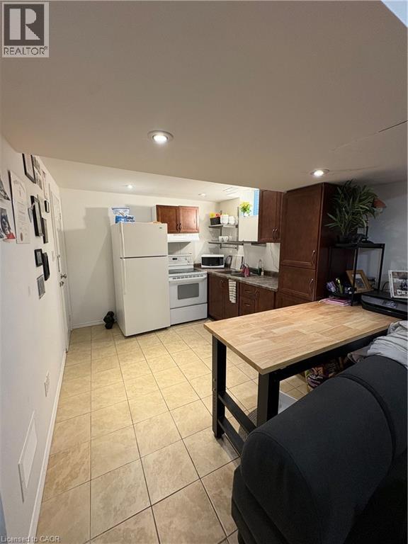 20 QUEENSDALE Avenue W Unit# Bsmt, Hamilton, Ontario, L9C1B5 — Photo 4