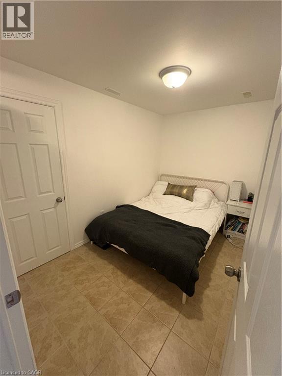 20 QUEENSDALE Avenue W Unit# Bsmt, Hamilton, Ontario, L9C1B5 — Photo 7