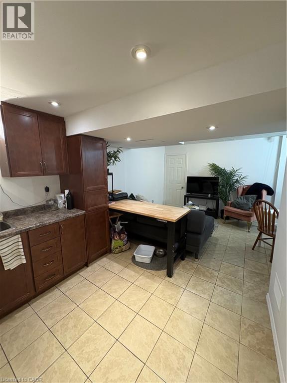 20 QUEENSDALE Avenue W Unit# Bsmt, Hamilton, Ontario, L9C1B5 — Photo 6