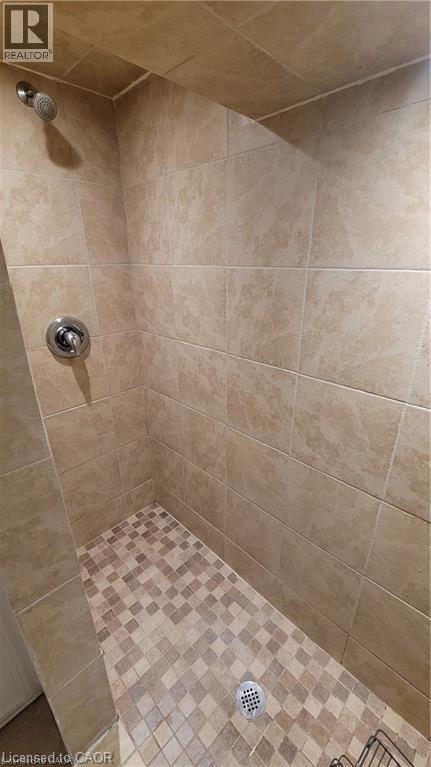 20 QUEENSDALE Avenue W Unit# Bsmt, Hamilton, Ontario, L9C1B5 — Photo 9