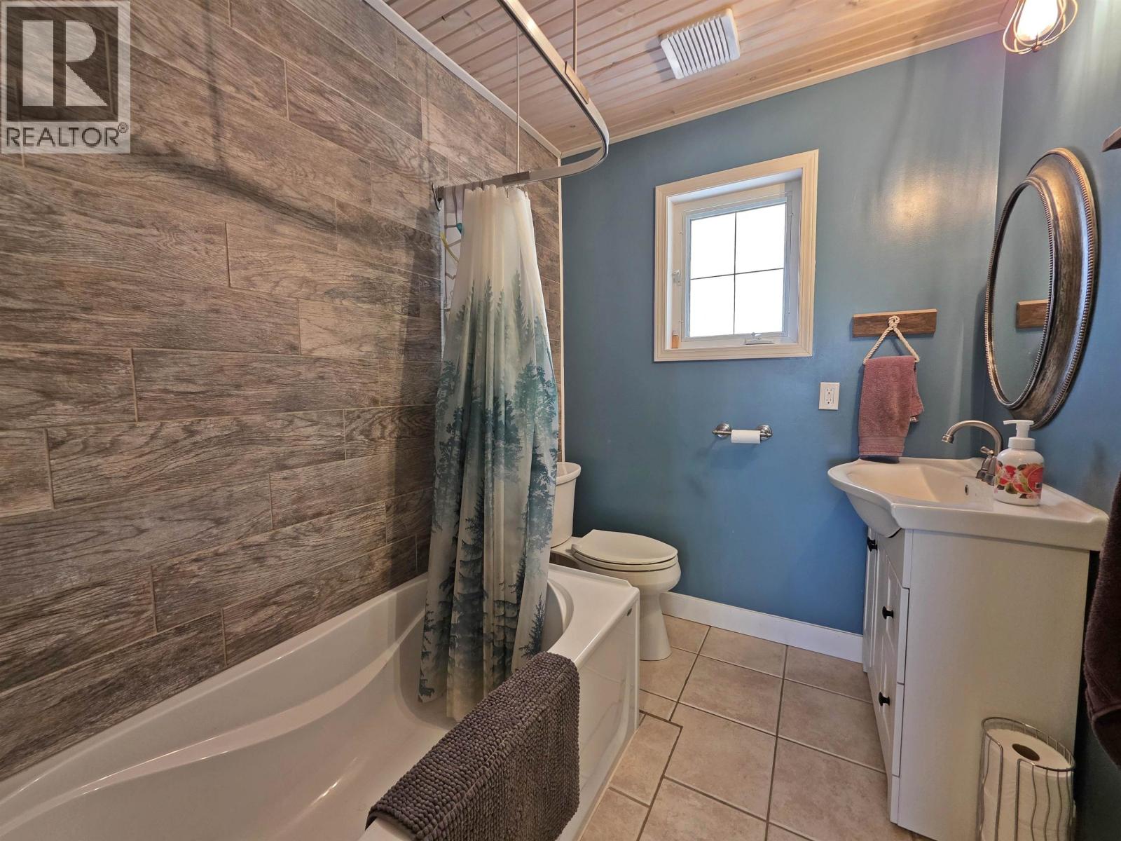 3039 BELCARRA ROAD - 27