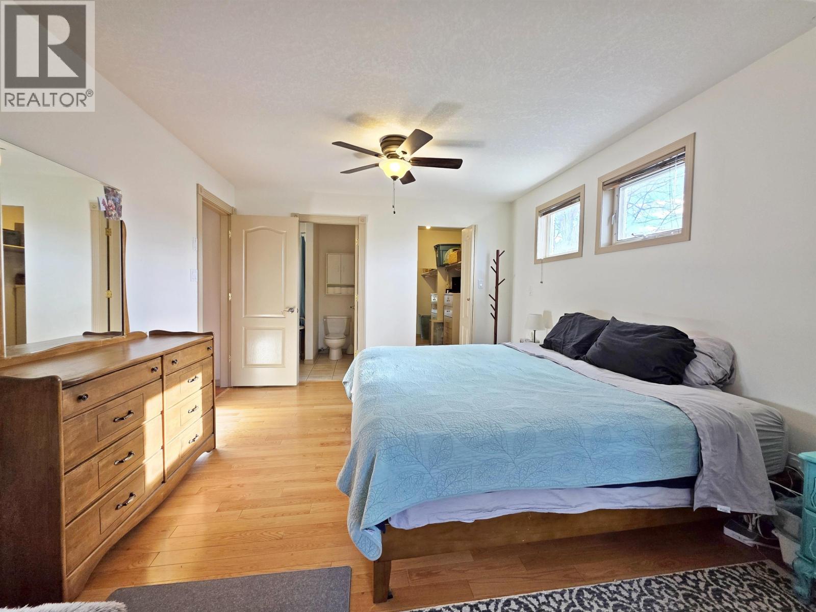 3039 BELCARRA ROAD - 34