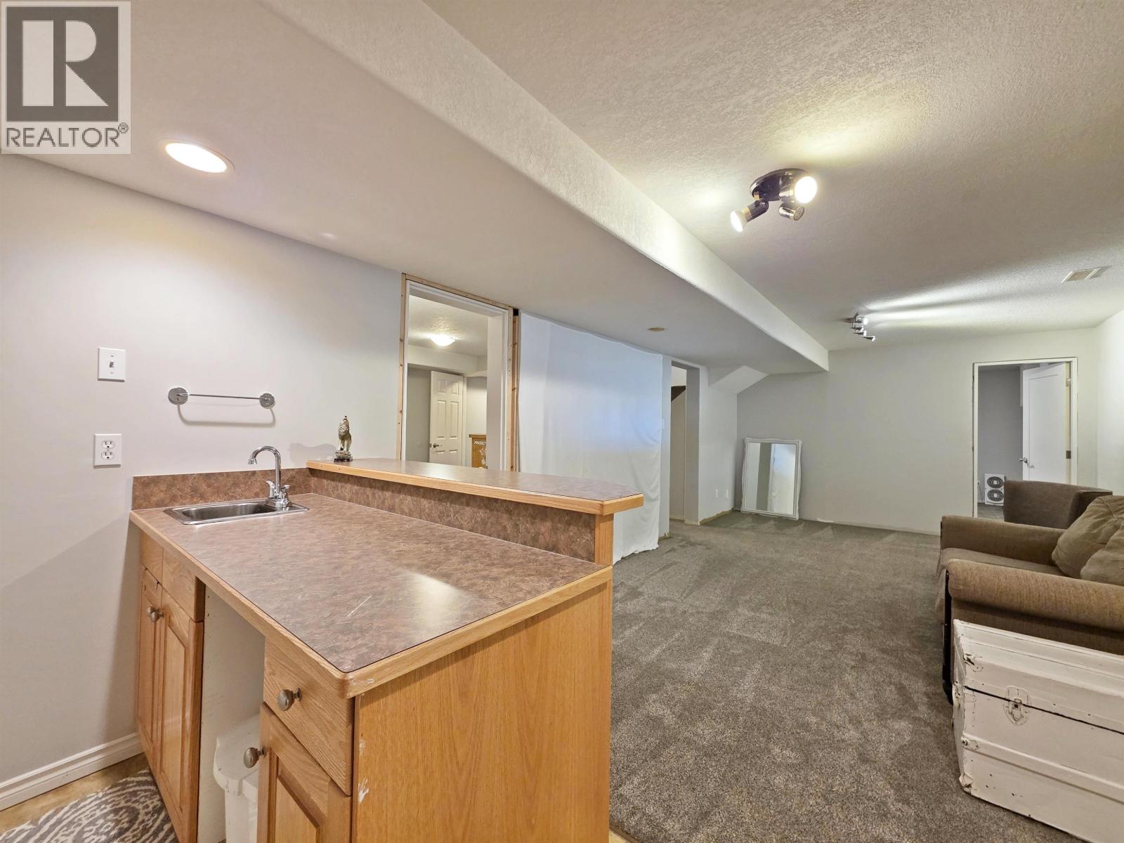 3039 BELCARRA ROAD - 38