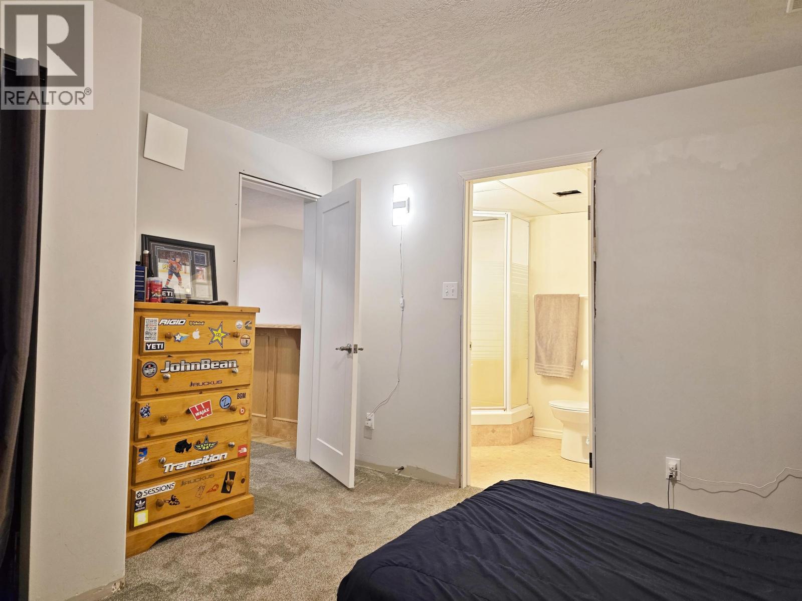 3039 BELCARRA ROAD - 35