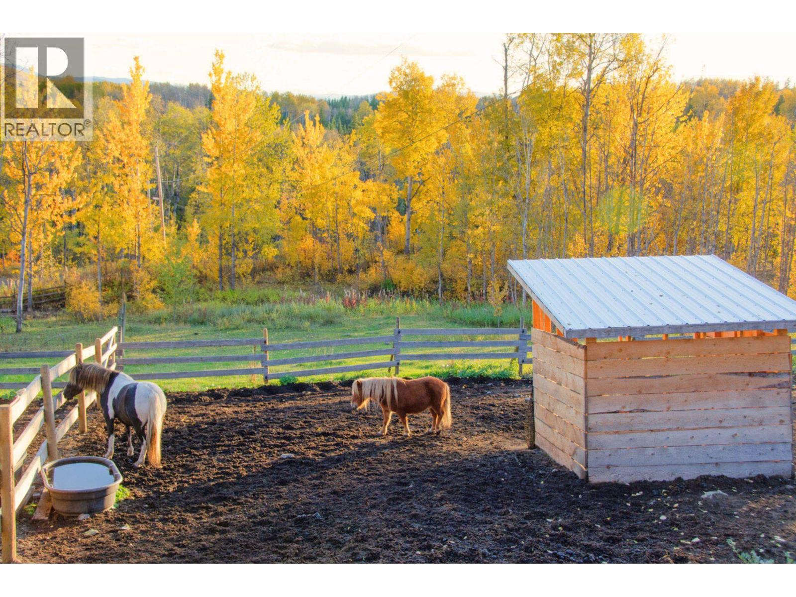 14322 JARMAN Road, Topley