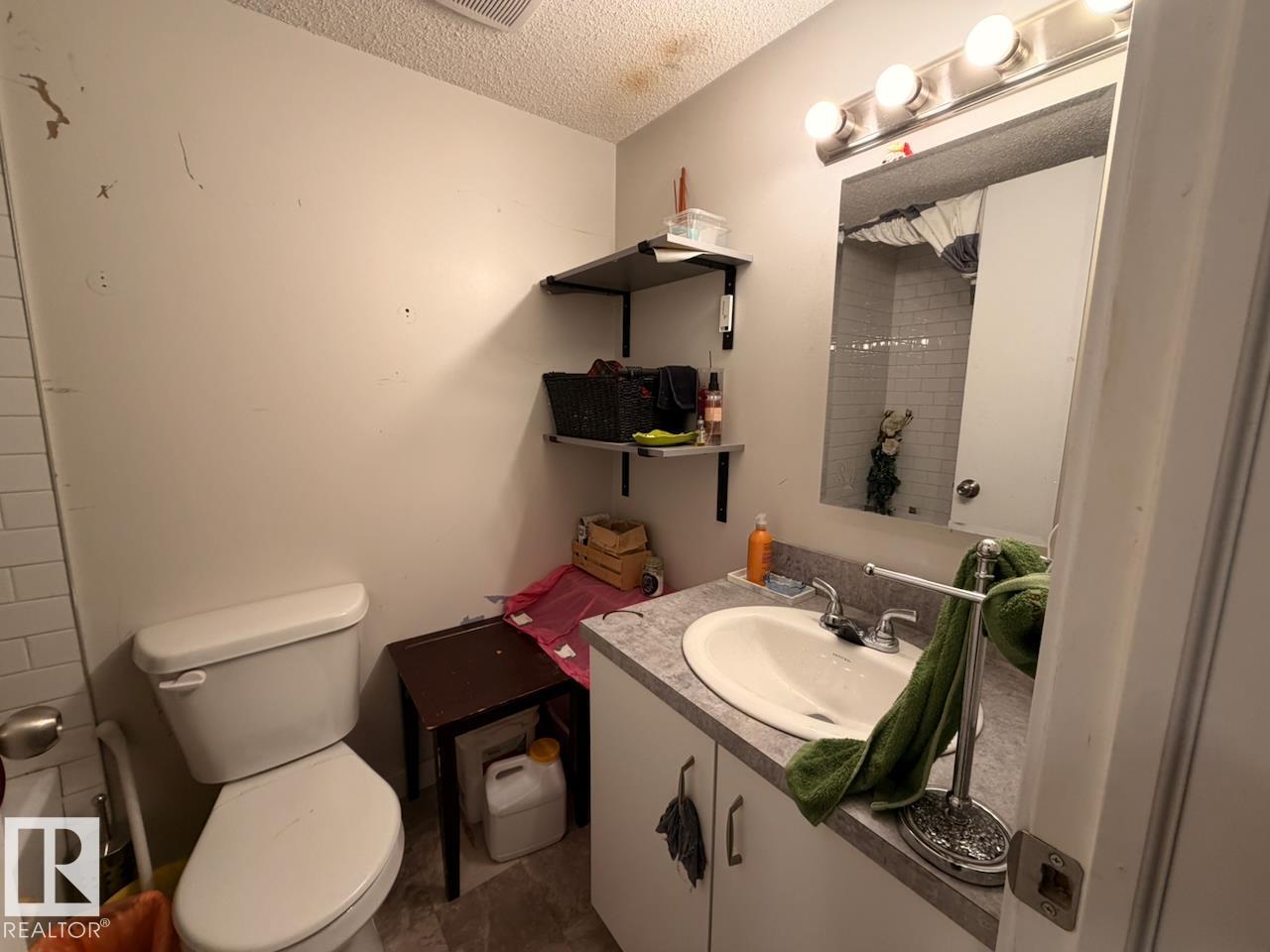 #105 10604 110 AV NW, Edmonton