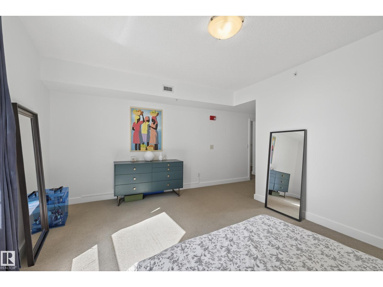 701 10028 119 ST NW, Edmonton